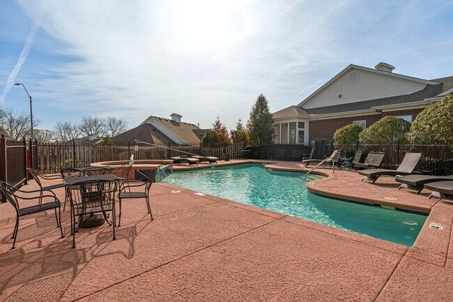 Building Photo - 17 Jeffrey Way