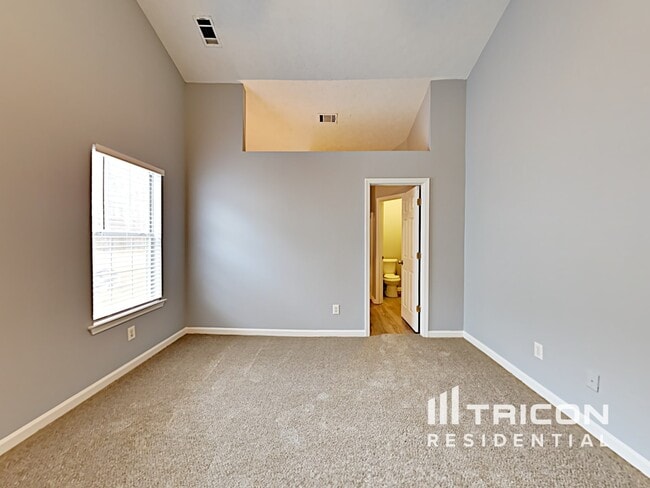 Building Photo - 1610 Westfield Ct NW