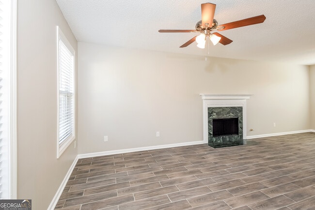 Building Photo - 6342 Milo Dr