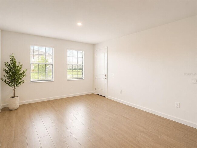 Building Photo - 15115 Sea Salt Wy