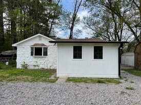 Building Photo - 187 Karen Dr