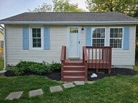 Building Photo - 610 Bennett St