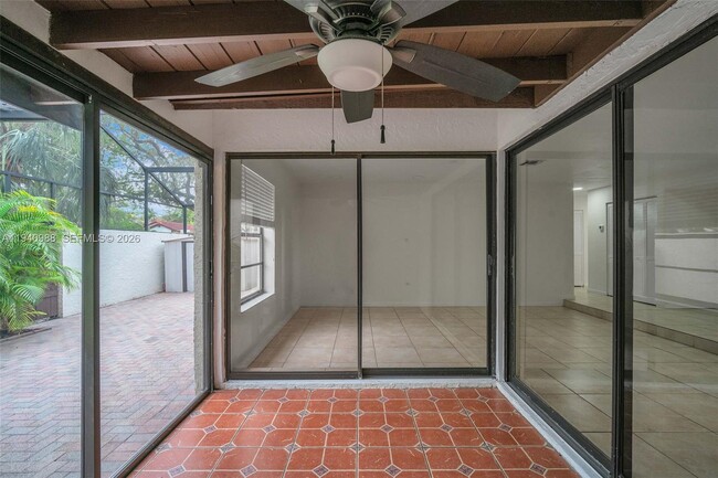 Building Photo - 11125 SW 134th Ct