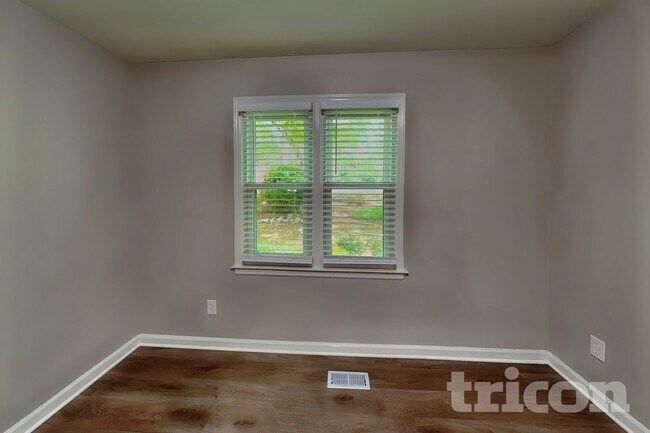 Building Photo - 2309 Pastille Ln