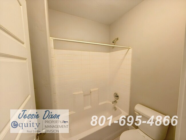 Building Photo - 1369 Carriage Chase Dr