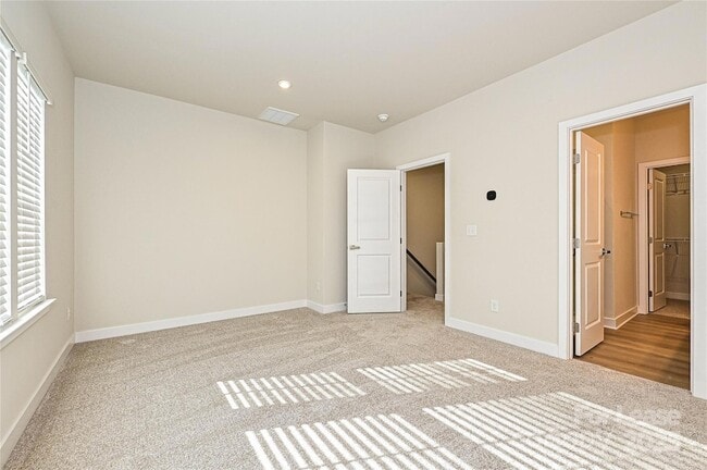 Building Photo - 1470 Samuel St