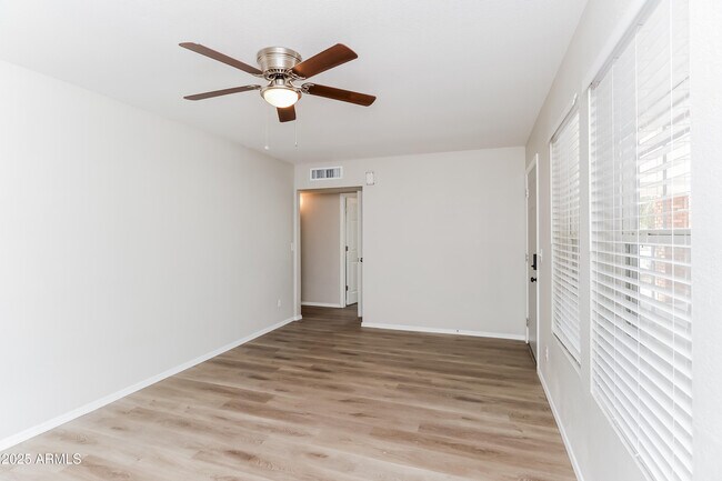 Building Photo - 555 N Elm