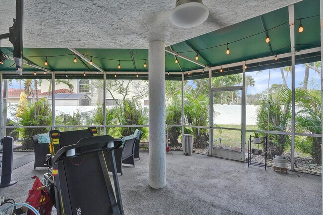 Building Photo - 3633 NW 6th St