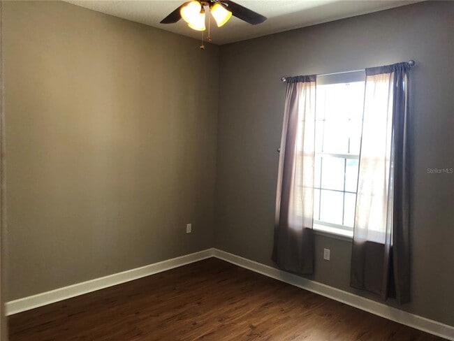 Building Photo - 4177 N Orange Blossom Trl