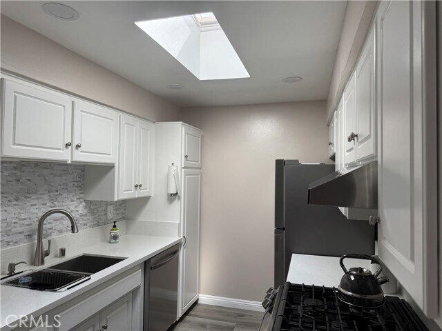 Building Photo - 11138 Aqua Vista St