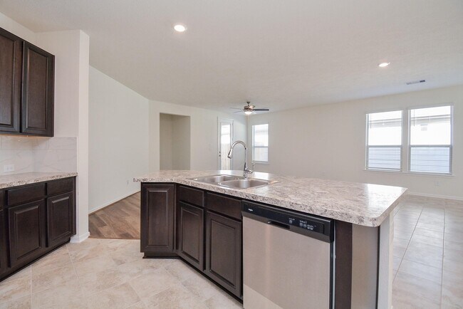 Building Photo - 17327 Rock Willow Ln