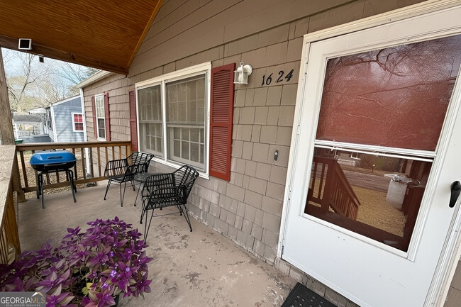 Building Photo - 1624 Terry Mill Rd SE