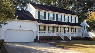Building Photo - 1221 Clearwater Ln