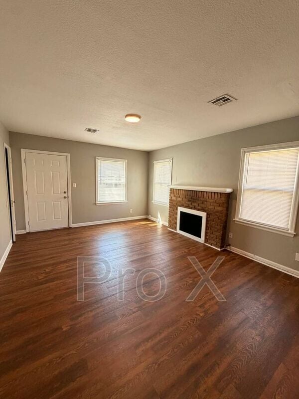 Building Photo - 1727 S Porter Ave