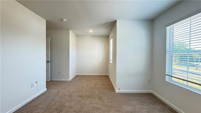 Building Photo - 709 Alburgh Aly