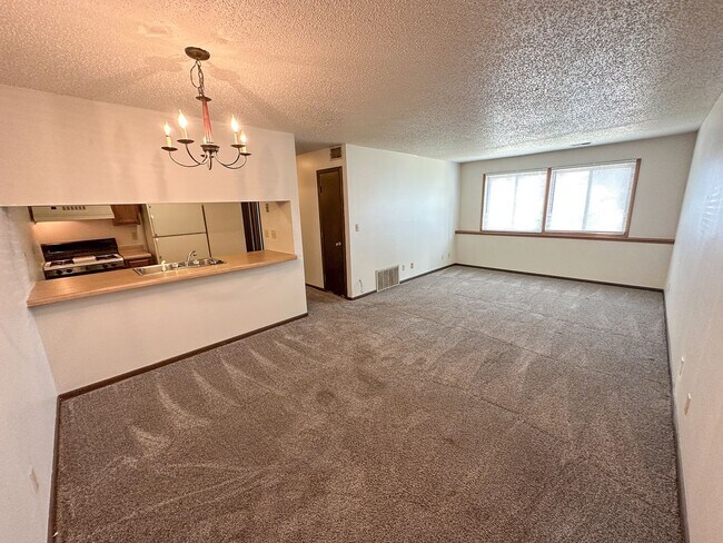 Interior Photo - 4518 Hutchison