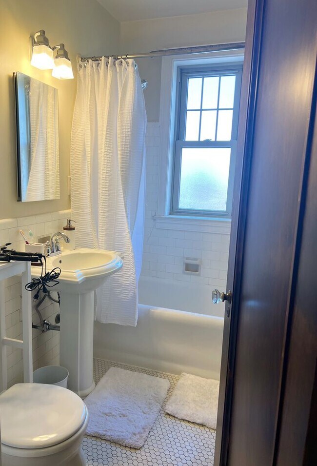 Interior Photo - Elliott Apartments