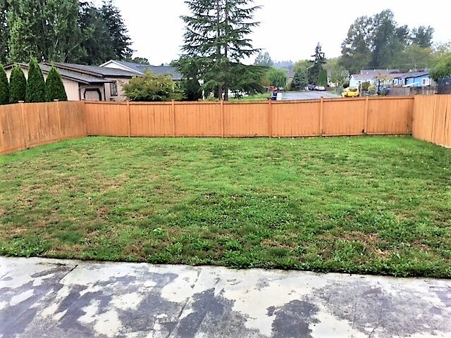 Building Photo - 113 Eastgate Ave N