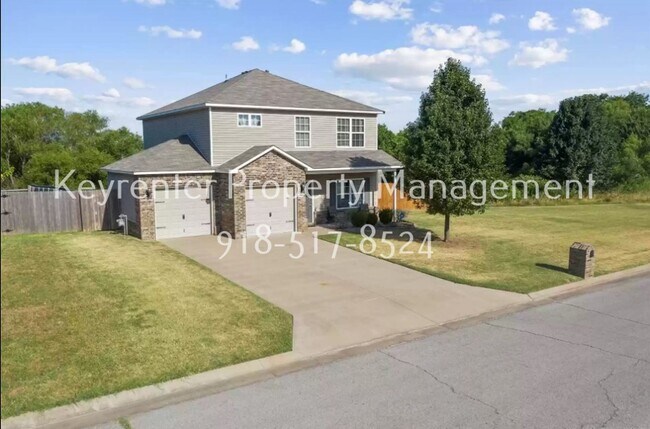 Building Photo - 3 Bed | 2.5 Bath in Broken Arrow!