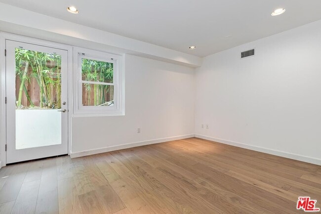 Building Photo - 2890 Forrester Dr