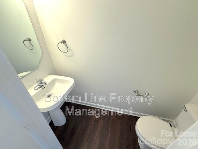 Building Photo - 8821 Cameron Spring Rd