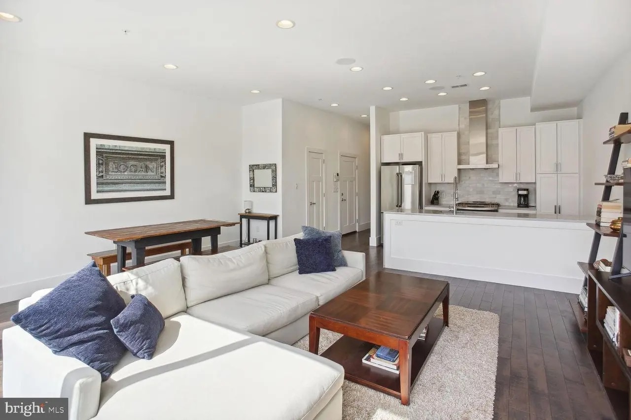 Building Photo - 1230 Fairmont St NW