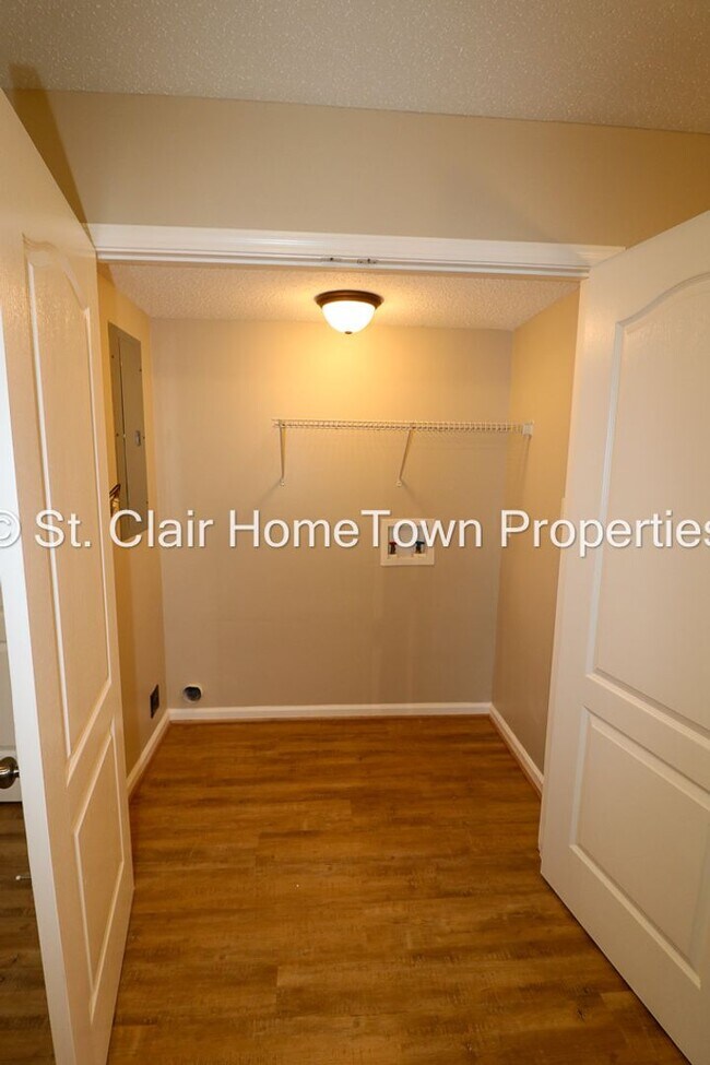 Building Photo - Wonderful Floor Plan