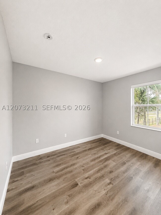 Building Photo - 14701 SW 22nd Terrace