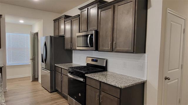 Building Photo - 1614 Silver Landing Trail