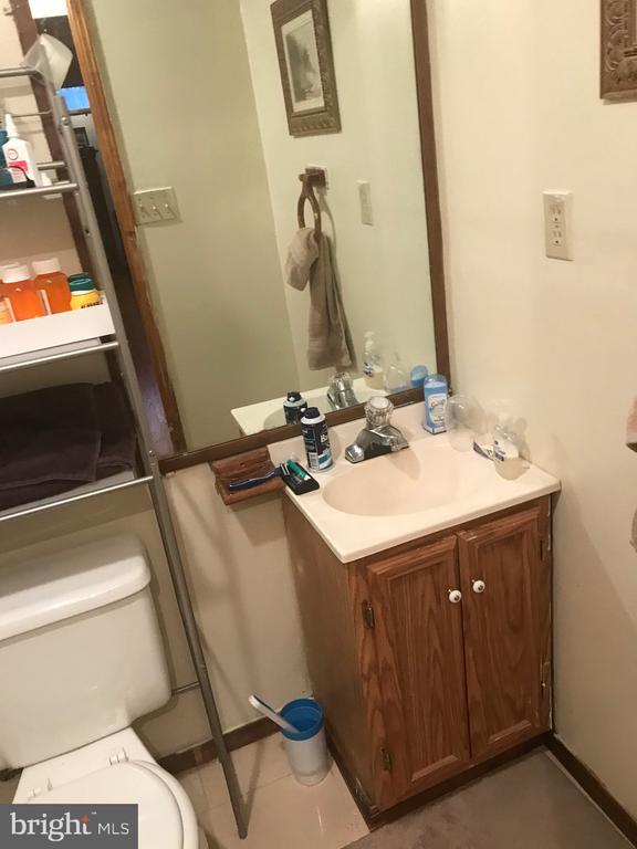 Building Photo - 8320 Brookvale Ct