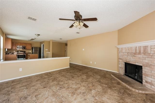 Building Photo - 9136 Whistlewood Dr