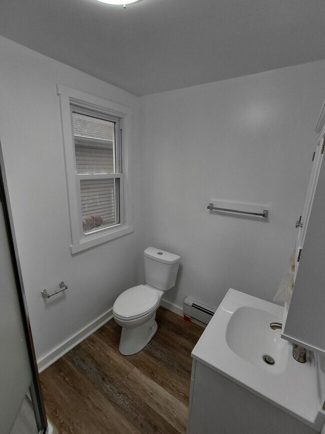 Building Photo - 163 Washington St