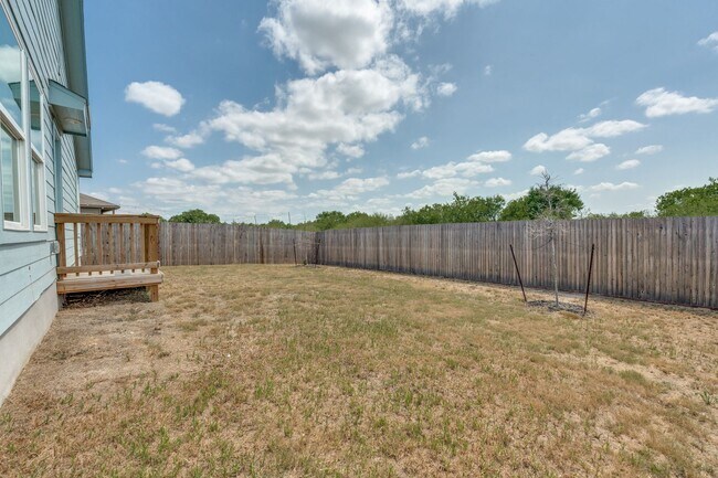 Building Photo - 4-BEDROOM HOME IN MISSION DEL LAGO