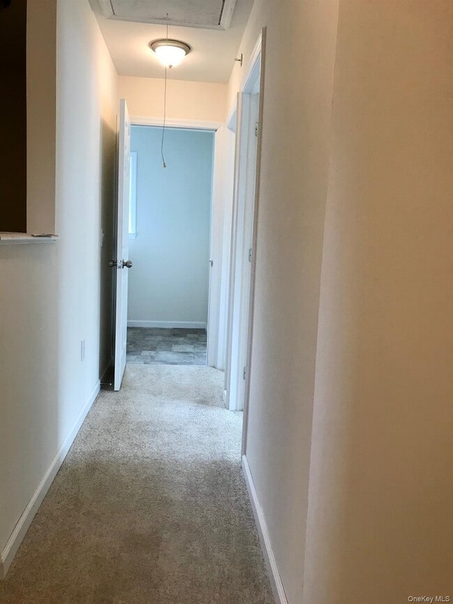 Building Photo - 1004 N Division St