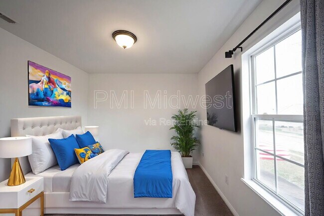 Building Photo - 18058 Cristin Way