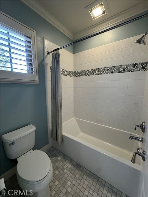 Building Photo - 80 Cipresso