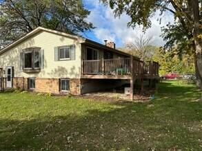 Building Photo - Updated 4 Bedroom Split-Level Home – Available June 1