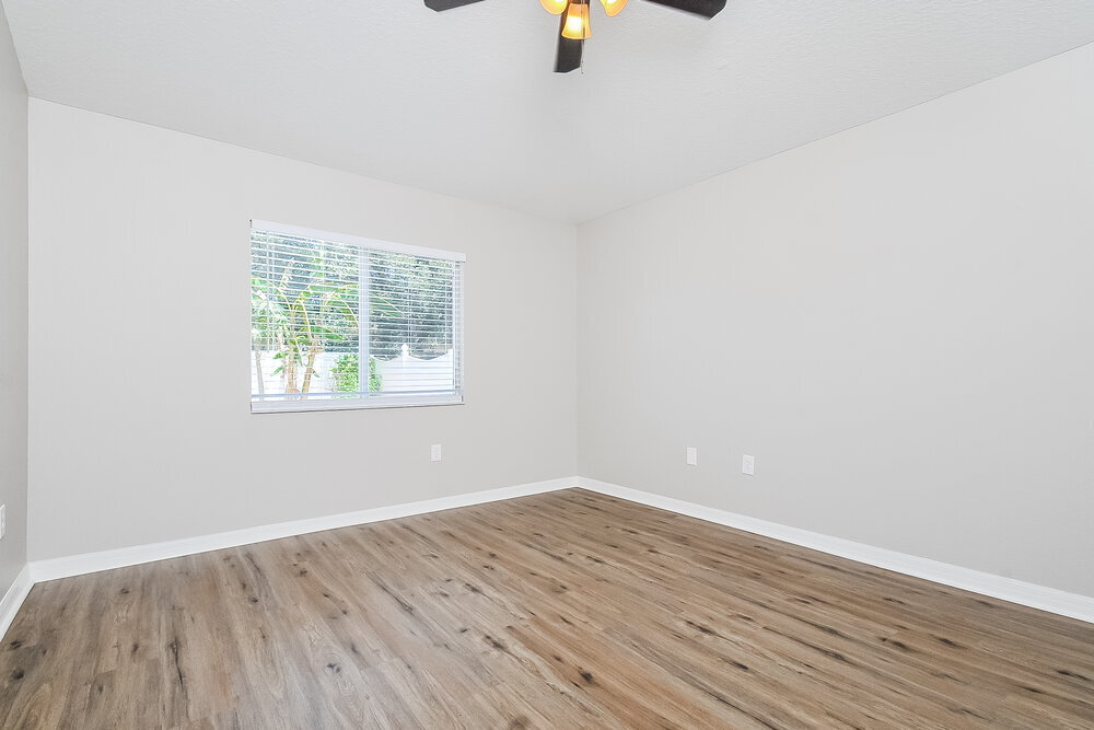 Building Photo - 12724 Lake Vista Dr