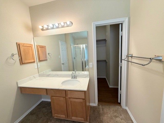 Building Photo - 914 Whitewing Ln