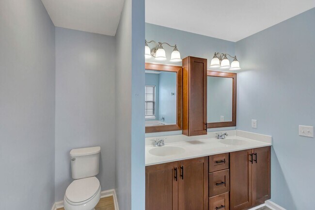 Building Photo - Spacious Cane Bay Home with Pond Views!