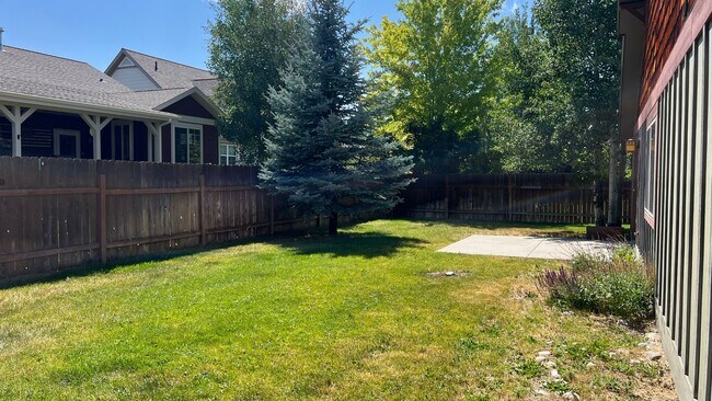 Building Photo - Beautiful 4 Bedroom Home in North Star Sub...