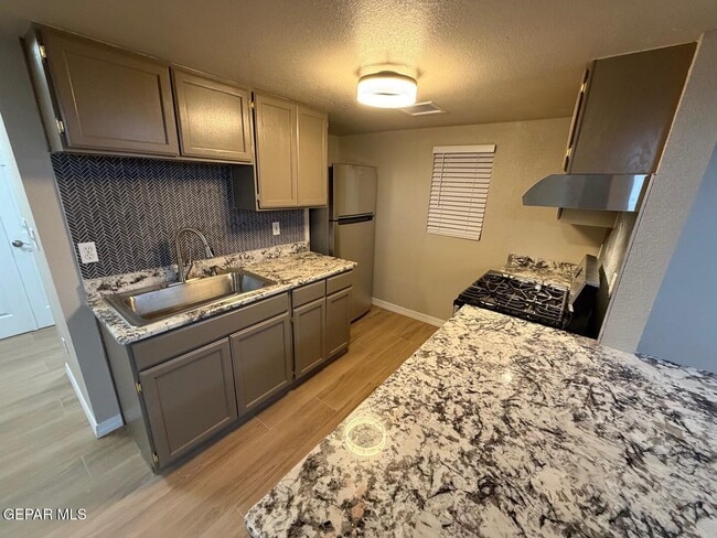 Building Photo - 3585 Waterspring Way