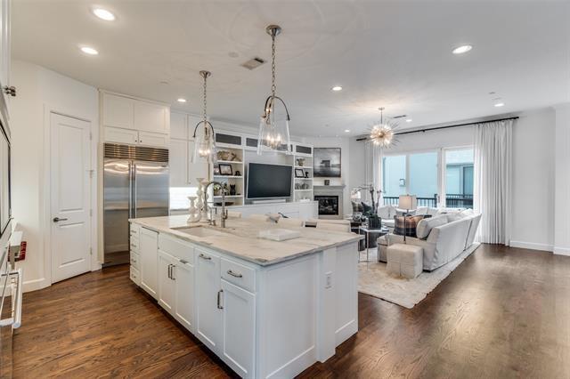 Building Photo - 3515 Normandy Ave