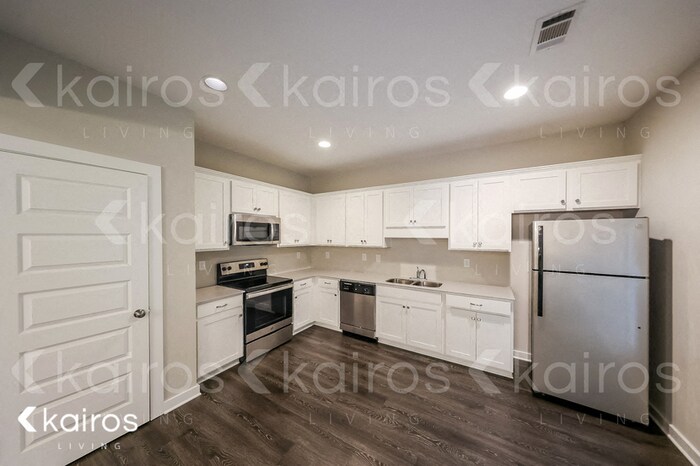 Building Photo - 11455 Crimson Ridge Rd