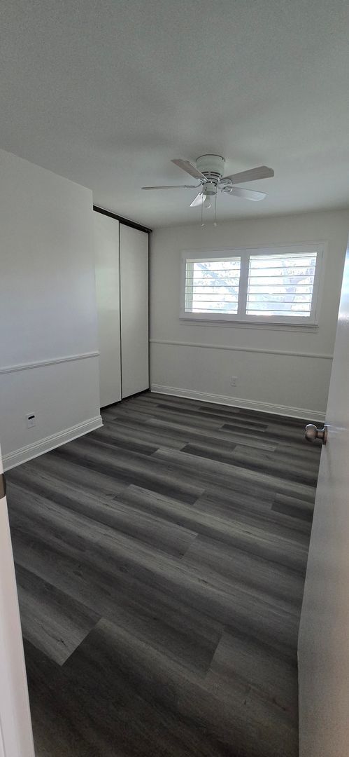 Building Photo - Centrally Located Redlands Townhome
