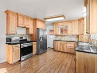 Building Photo - Beautiful home for rent!