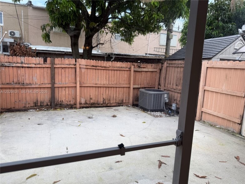 Building Photo - 5469 NW 170th Ter