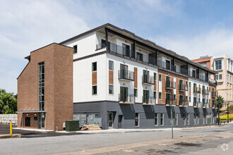 Building Photo - 12th & Court Lofts