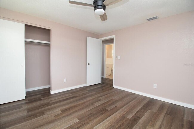 Building Photo - 6421 81st Ave