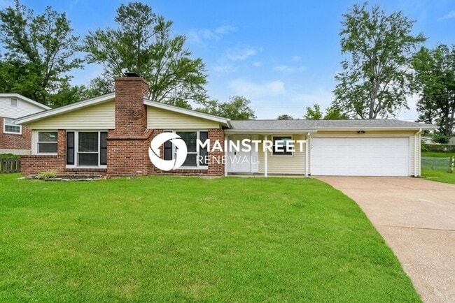 Primary Photo - 3 Bedroom Pet-Friendly Home in St. Louis, ...